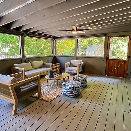 Happy Shack Villa